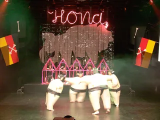 HOND HOUSE OF NATIONAL DOG — Foto 19